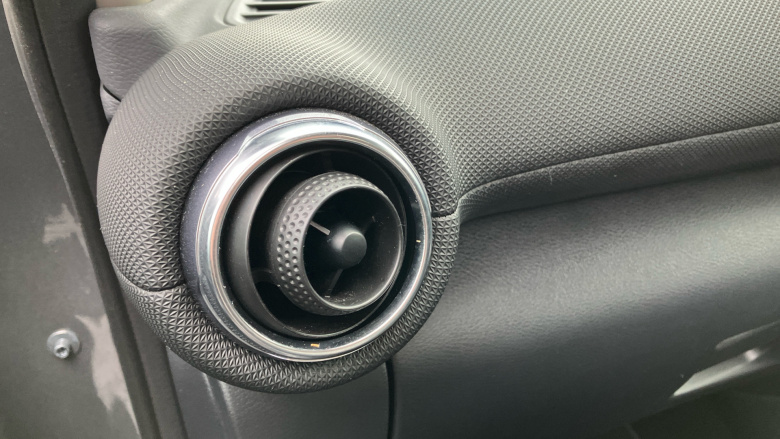 Nissan Juke 1.0 DiG-T 114 Acenta 5dr Petrol Hatchback